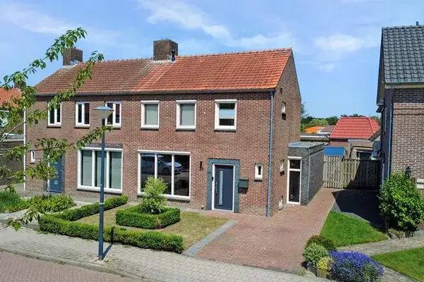 Twee-onder-één-kap te koop: Hekelstraat 20, Reusel Reusel