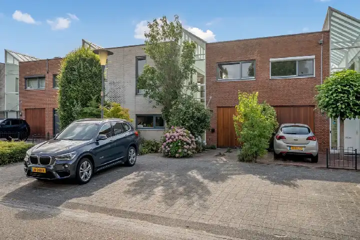 Tussenwoning te koop: Hekendorpstraat 38, Zuid-Hollandbuurt-Noordwest Zoetermeer