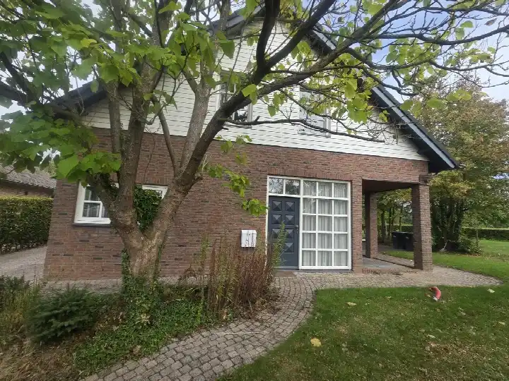 Woning te huur: Hellebeukerweg, Verspreide huizen Voerendaal Klimmen