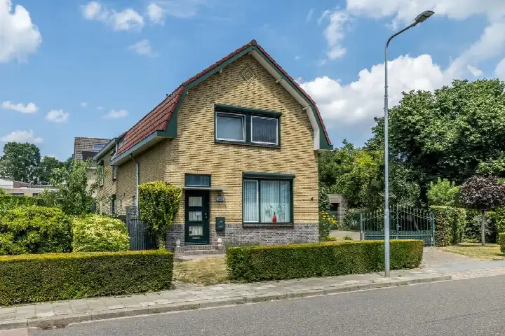 Vrijstaande woning te koop: Hellebroekerweg 42, Wijnandsrade Wijnandsrade