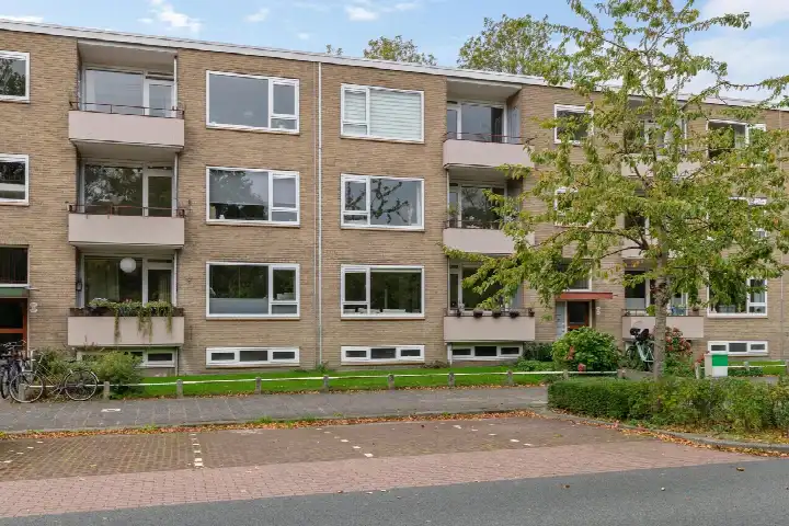 Appartement te koop: Helperzoom 185, Coendersborg Groningen