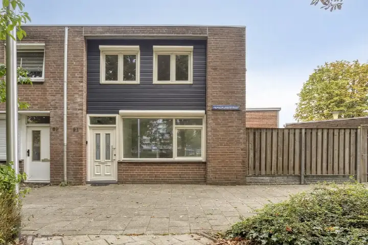 Corner house for sale: Hemelrijksestraat 91, Vossenberg Helmond