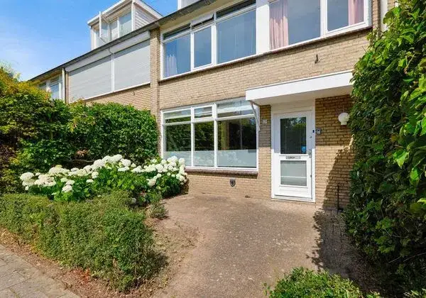 Tussenwoning te koop: Hendrick van Avercampweg 17, Ouderkerk aan de Amstel Ouderkerk Aan De Amstel