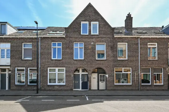 Apartment for sale: Hendrik Mandeweg 13, Meerplein Beverwijk