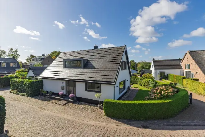 Vrijstaande woning te koop: Hendrik Valkenburglaantje 8, Oostereng Laren