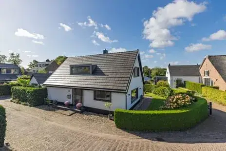 Vrijstaande woning te koop: Hendrik Valkenburglaantje 8, Oostereng Laren (Nh)