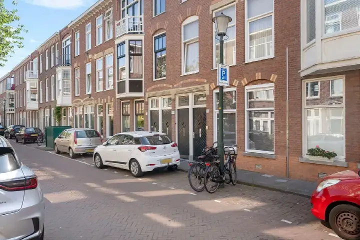 Appartement te koop: Hendrik van Deventerstraat 138, Valkenboskwartier 'S-Gravenhage
