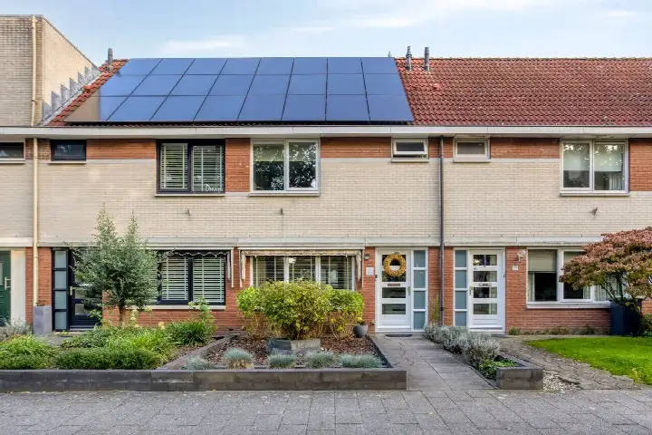 Tussenwoning te koop: henegouwenlaan 25, De Graven Es Oldenzaal