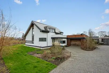 Detached house for sale: Henegouwernesse 17, Oost Waddinxveen