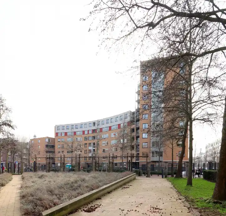 Appartement te huur: Henriëtte Roland Holststraat 142, Hooch Boulandt Utrecht