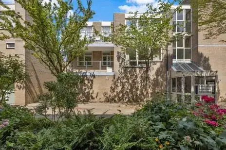 Appartement te koop: Henry Moorepassage 61, Kunstenaarsbuurt Capelle Aan Den Ijssel