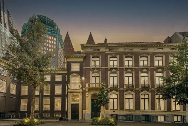 Appartement te koop: Herengracht 17G, Uilebomen 'S-Gravenhage
