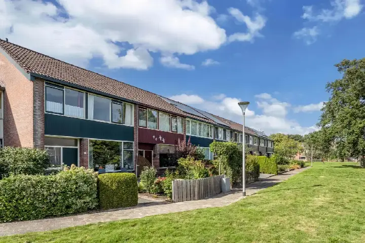 Tussenwoning te koop: Herenslagen 34, Oostermeenthe Steenwijk