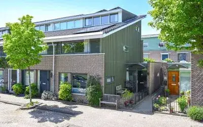Hoekwoning te koop: Herentalsstraat 104, Nieuw-Sloten-Noordwest Amsterdam