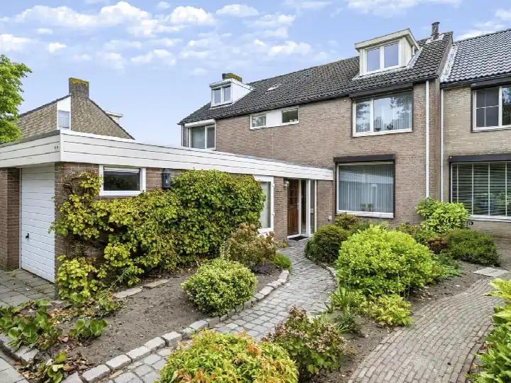 Tussenwoning te koop: Herlaer 35, Genderbeemd Eindhoven