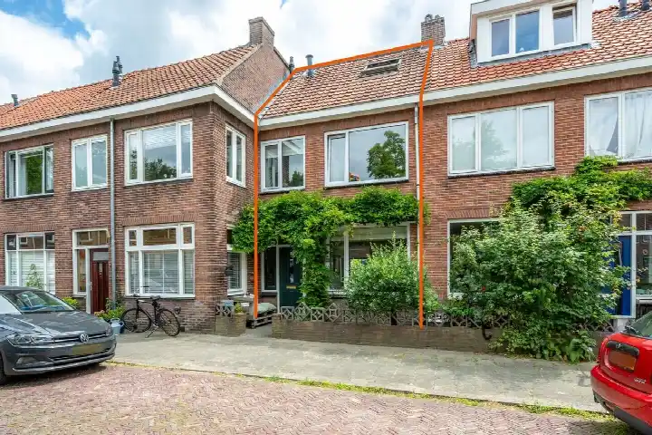 Tussenwoning te koop: Herman Modedstraat 25, Julianapark en omgeving Utrecht