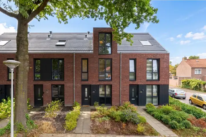 Tussenwoning te koop: Hert. Janstraat 26, Geenhoven Valkenswaard
