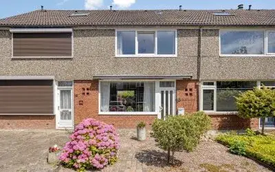 Tussenwoning te koop: Hertogendal 16, Krooswijk Zevenbergen