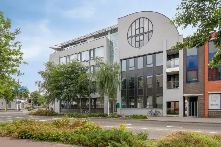 Studio for sale: Hertogstraat 1-05, Rochusbuurt Eindhoven