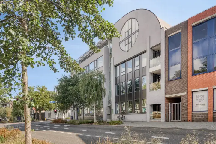 Studio for sale: Hertogstraat 1-08, Rochusbuurt Eindhoven