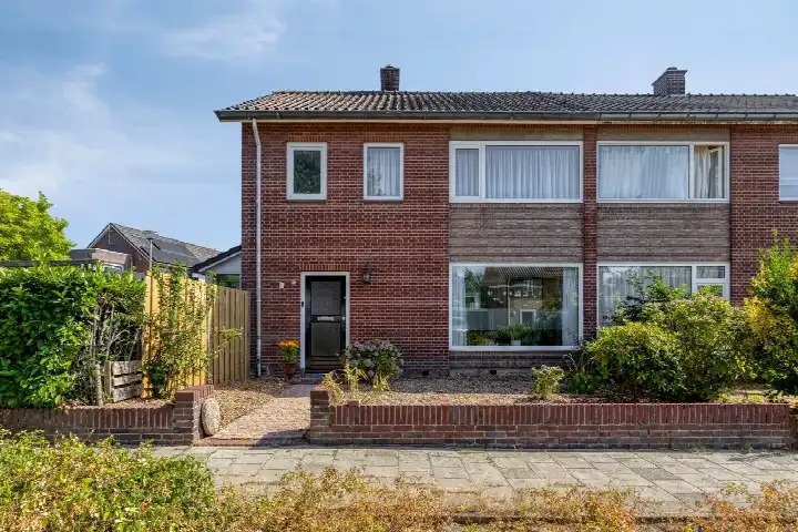 Hoekwoning te koop: Hertogstraat 12, Molenhoek Molenhoek