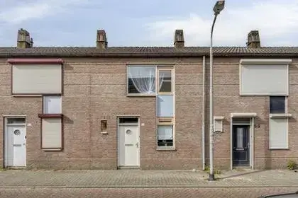 Tussenwoning te koop: Hesperenstraat 61, Uitvindersbuurt Tilburg
