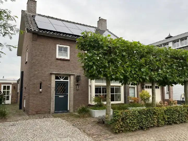 Detached house for sale: Het Hof 4, Nieuwkuijk Nieuwkuijk