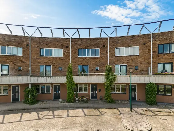 Tussenwoning te koop: Het Mos 4, Mossen Houten