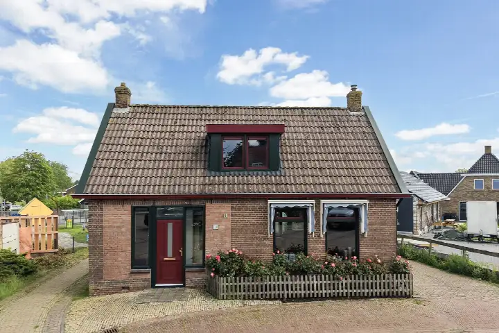 Vrijstaande woning te koop: Het Oosten 13, Marrum Marrum