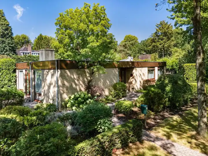 Vrijstaande woning te koop: Het Steenbeek 18, Maarn-Dorp Maarn