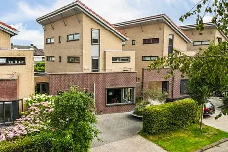Vrijstaande woning te koop: Het Var 41, Zuiderburen Leeuwarden