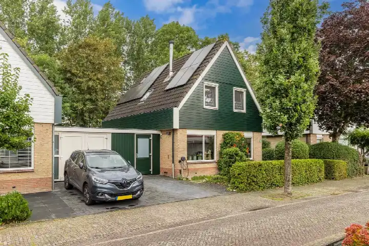 Twee-onder-één-kap te koop: Het Zichtbord 18, Kampbuurt Swifterbant