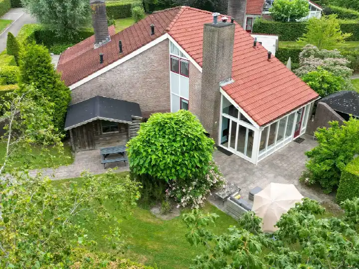 Tussenwoning te koop: Het Zwiggelterveld 161, Verspreide huizen Zwiggelte Zwiggelte