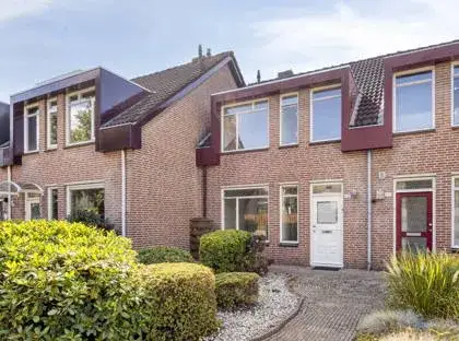 Tussenwoning te koop: Heufkens 321, Hoeven Uden