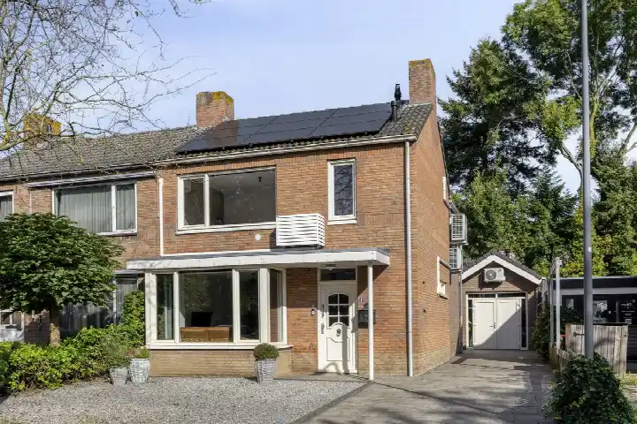 Twee-onder-één-kap te koop: Heuvel 4, Kom Engelen 'S-Hertogenbosch