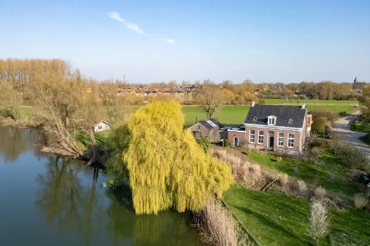 Twee-onder-één-kap te koop: Hezelstraat 17, Ooij Ooij