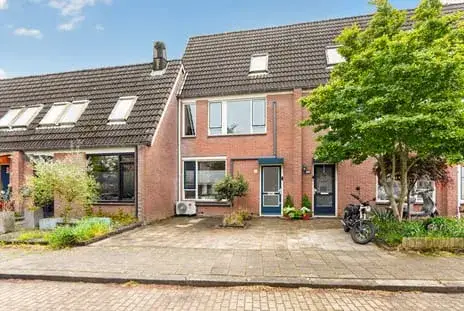 Terraced house for sale: Hezeweg 7, De Heeze Apeldoorn