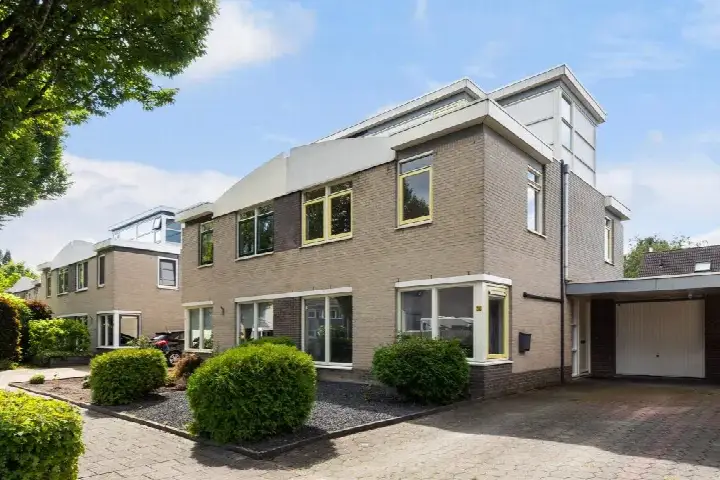 Tussenwoning te koop: Hietweideweg 36, Twello Planetenbuurt en Hietweide Twello