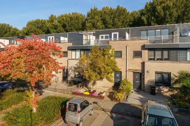Tussenwoning te koop: Hildebrandstraat 41, Literatuurwijk Noordoost Almere