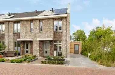 Corner house for sale: Hiltlaan 56, Noordbuurt Eemnes
