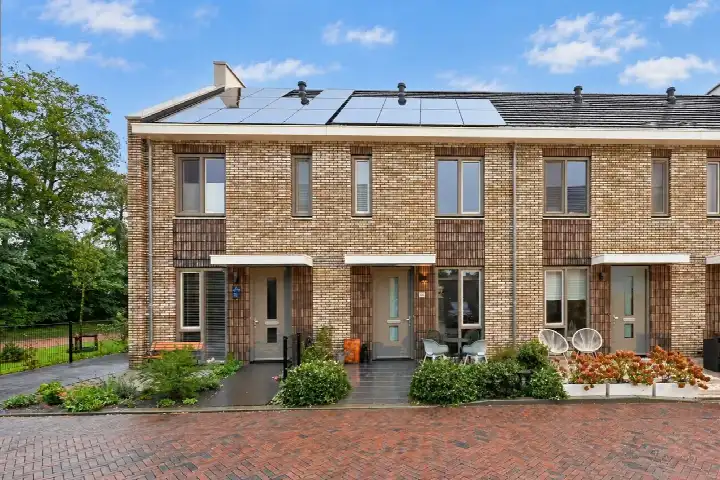 Tussenwoning te koop: Hiltlaan 68, Noordbuurt Eemnes