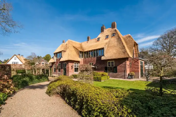 Detached house for sale: Hilversumseweg 4, Steenbergen Laren