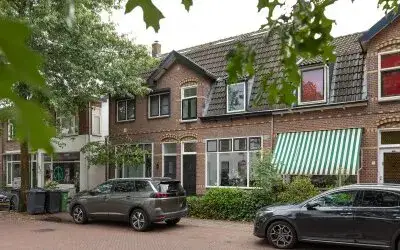 Terraced house for sale: Hilvertsweg 163, Bloemenkwartier Zuid Hilversum