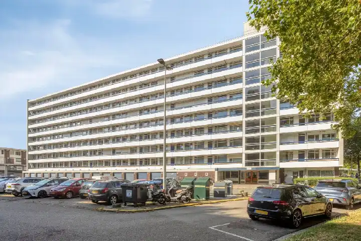Appartement te koop: Hisveltplein 30, Winkelcentrum Arnhem