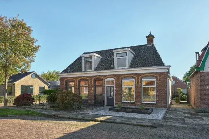 Twee-onder-één-kap te koop: Hobbe Van Baerdtstraat 23, Joure, Blaauwhof Joure