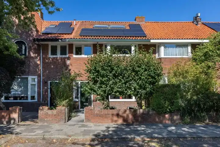 Tussenwoning te koop: Hobbemastraat 38, Gerard Dou Leeuwarden