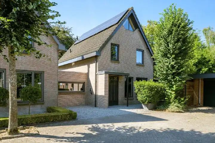 Twee-onder-één-kap te koop: Hoefke 2, Bavel Bavel (Gem. Breda)
