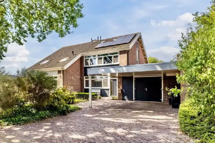 Twee-onder-één-kap te koop: Hoefslag 3, 's Gravenmoer 'S Gravenmoer