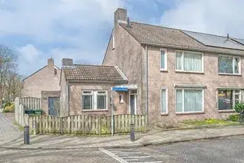 Tussenwoning te koop: Hoefsmidwei 1, Schepelweijen Valkenswaard