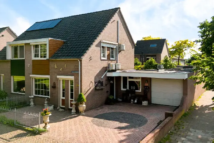 Hoekwoning te koop: Hoekakkerweg 25, Schoot Eindhoven